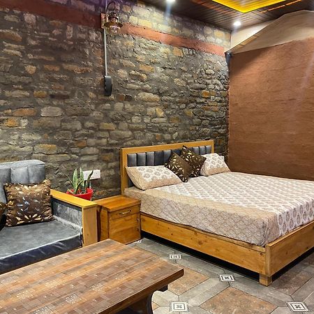 Nature Villaas Basa Homestay Pauri Luaran gambar