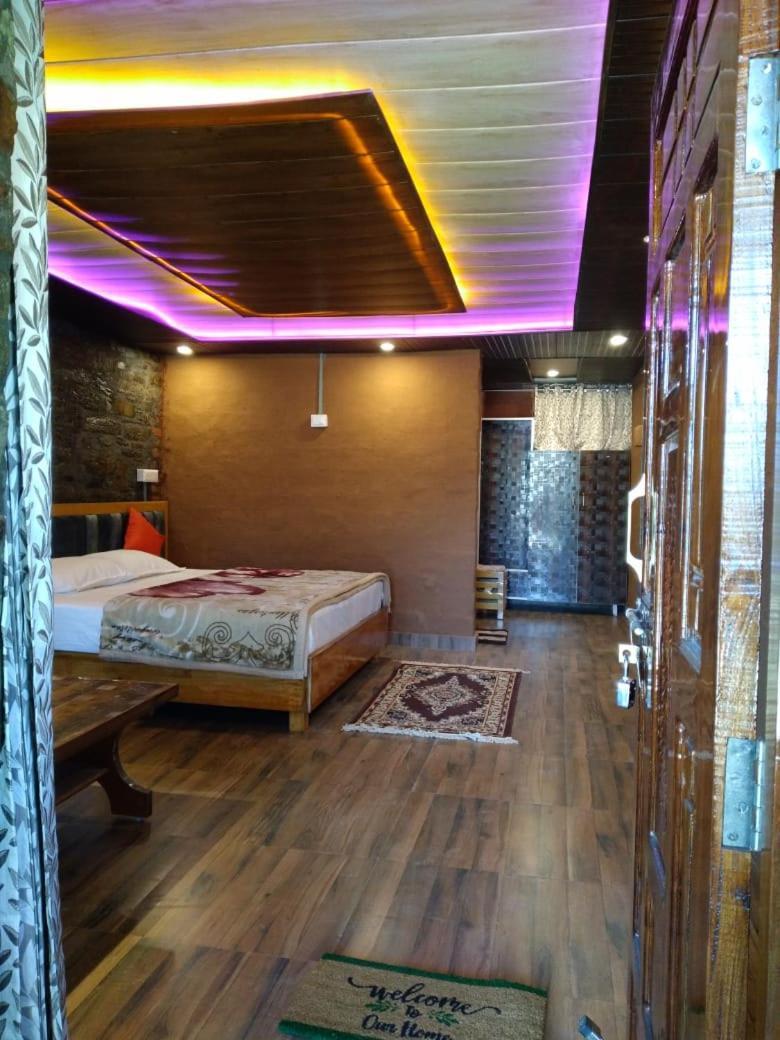 Nature Villaas Basa Homestay Pauri Luaran gambar