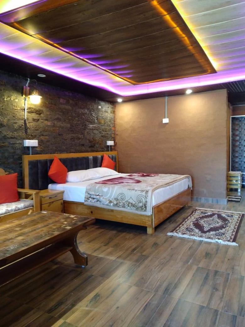 Nature Villaas Basa Homestay Pauri Luaran gambar