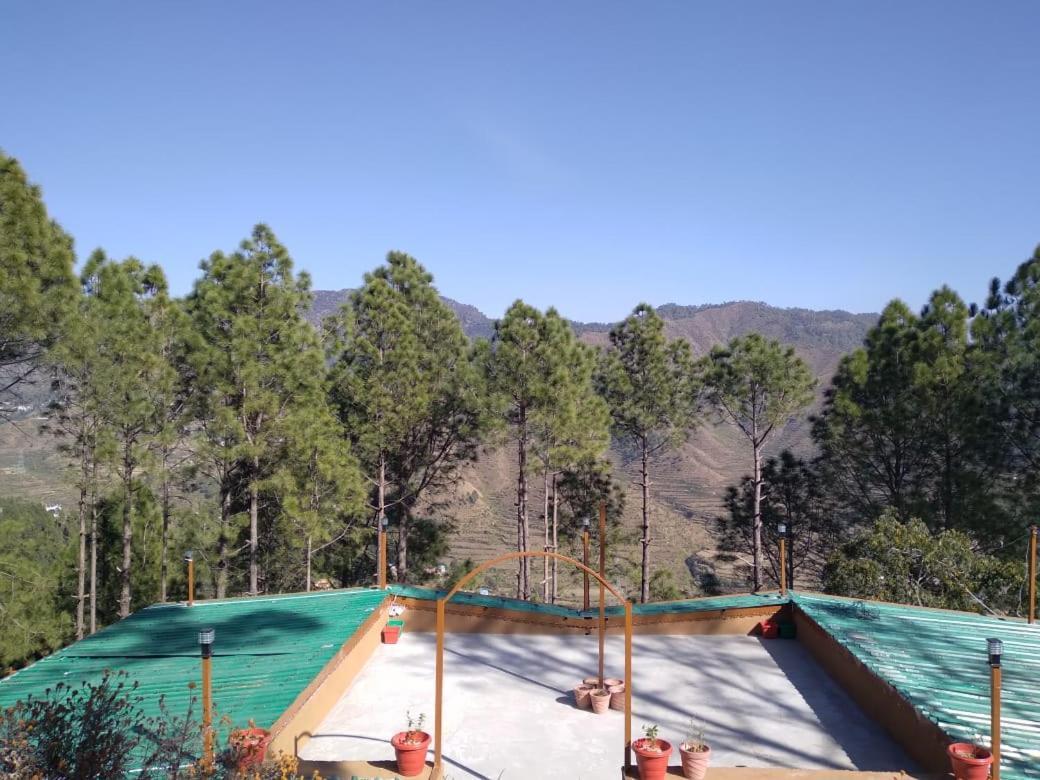 Nature Villaas Basa Homestay Pauri Luaran gambar