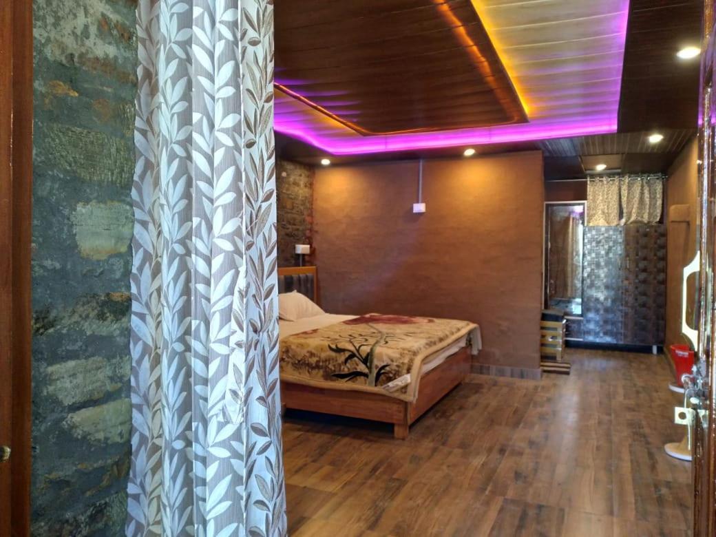 Nature Villaas Basa Homestay Pauri Luaran gambar