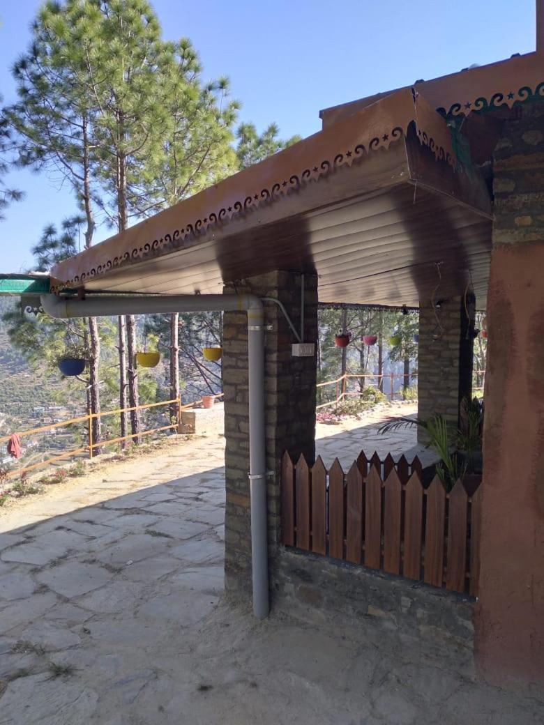 Nature Villaas Basa Homestay Pauri Luaran gambar